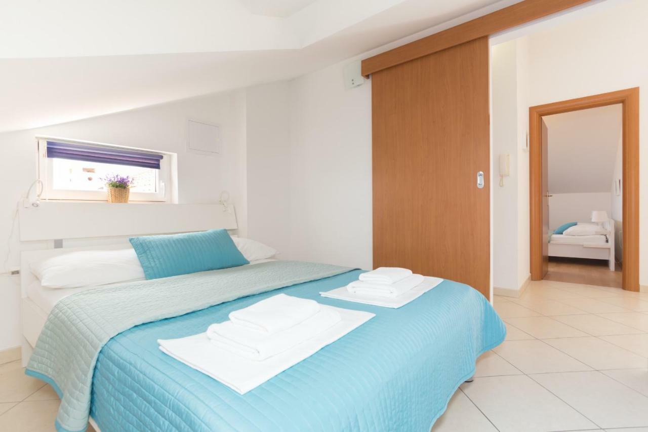 Alpeza Apartments Bol Luaran gambar